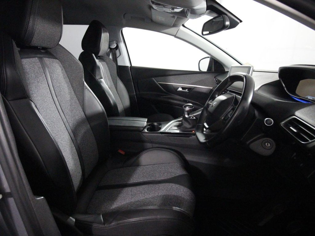 Used Peugeot 3008 2017 for sale - 76496871: Photo 9