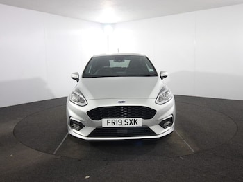 Used Ford Fiesta 2019 for sale - 76292023: Photo 2
