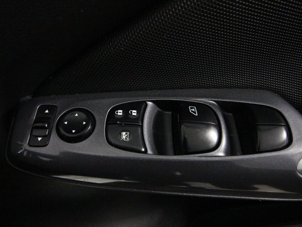 Used Nissan Juke 2023 for sale - 77631615: Photo 18