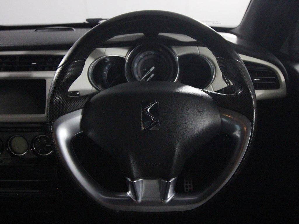 Used DS Automobiles DS 3 2015 for sale - 77666878: Photo 14