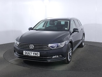 Used Volkswagen Passat 2017 for sale - 79313331: Photo