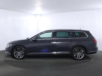 Used Volkswagen Passat 2017 for sale - 79313331: Photo