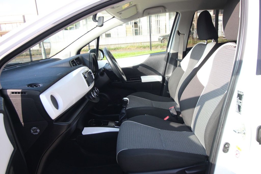 Used Toyota Yaris 2013 for sale - 76080775: Photo 11