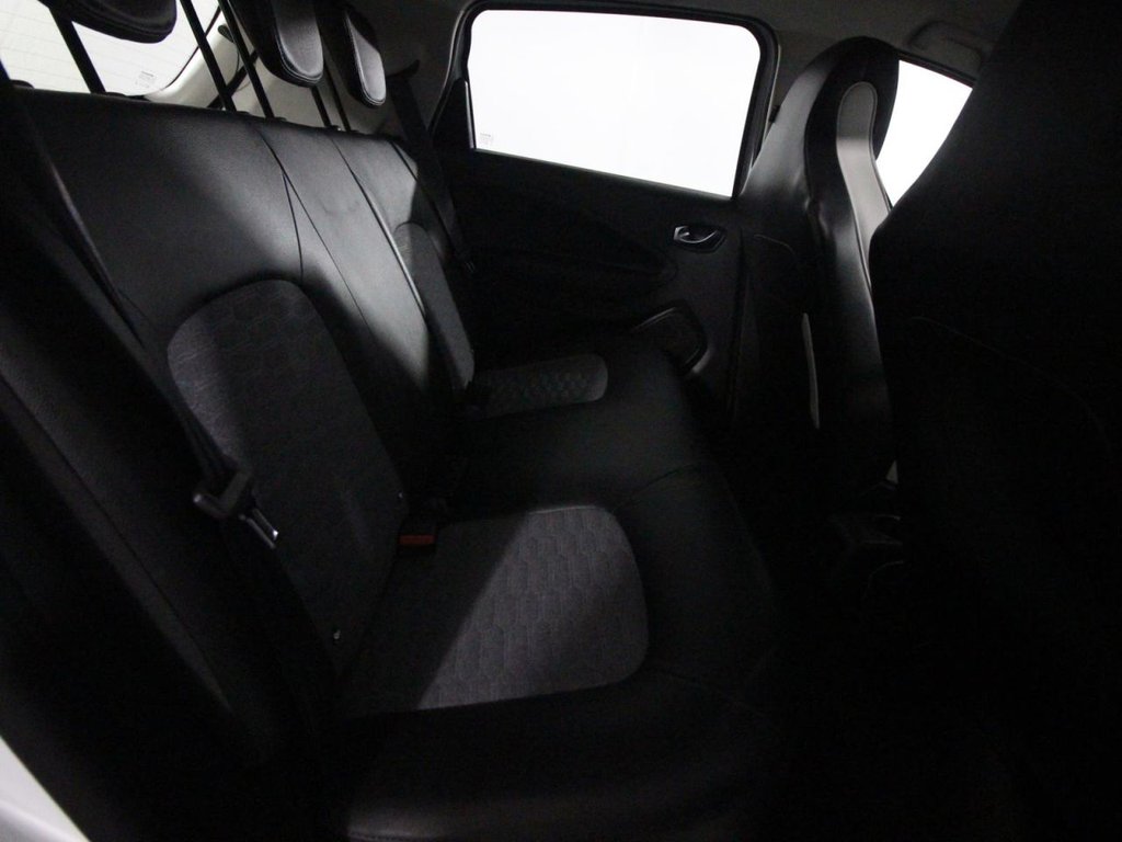 Used Renault Zoe 2021 for sale - 77642285: Photo 16