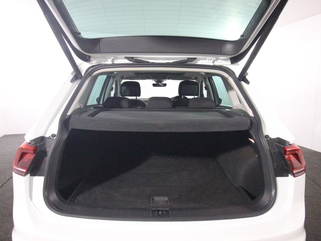 Used Volkswagen Tiguan 2016 for sale - 77666875: Photo 17