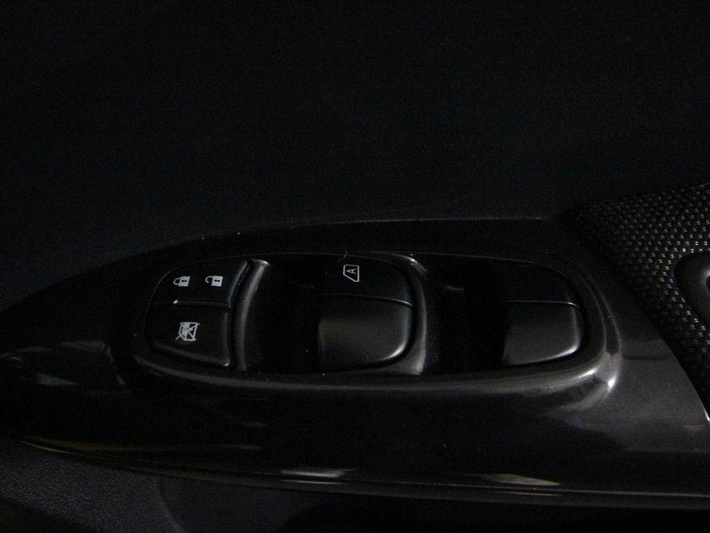 Used Nissan Juke 2014 for sale - 77936455: Photo 17