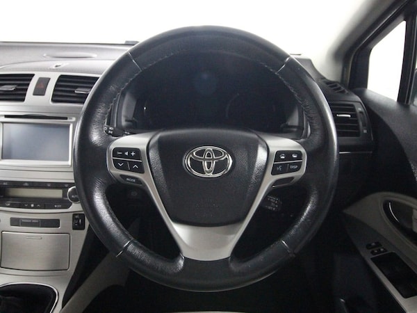 Used Toyota Avensis 2014 for sale - 75432838: Photo 14