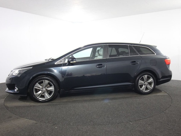 Used Toyota Avensis 2014 for sale - 75432838: Photo 4