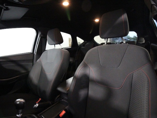 Used Ford Focus 2017 for sale - 75515790: Photo 12