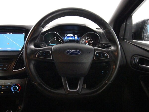 Used Ford Focus 2017 for sale - 75515790: Photo 16