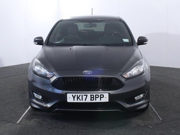 Used Ford Focus 2017 for sale - 75515790: Photo 2