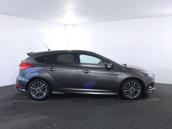 Used Ford Focus 2017 for sale - 75515790: Photo 8