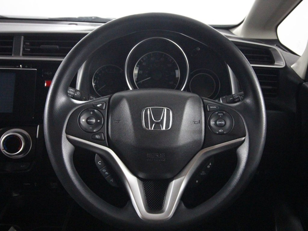 Used Honda Jazz 2016 for sale - 75877304: Photo 14