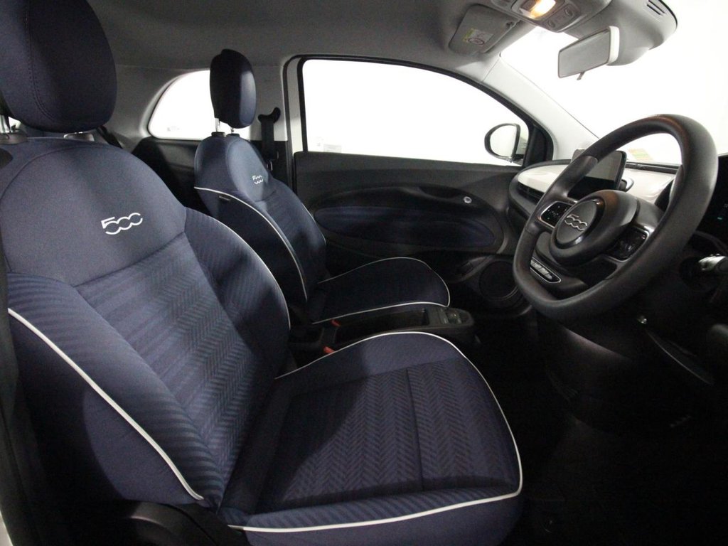 Used Fiat 500e 2021 for sale - 76867691: Photo 9