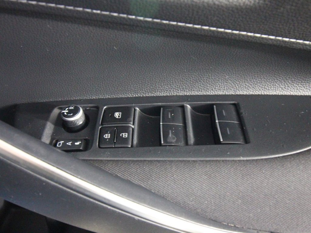 Used Toyota Corolla 2019 for sale - 76698222: Photo 18