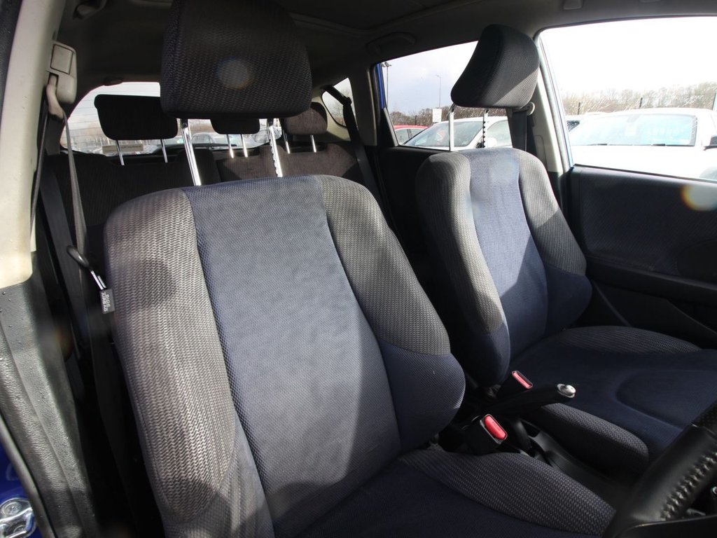 Used Honda Jazz 2011 for sale - 77571822: Photo 10