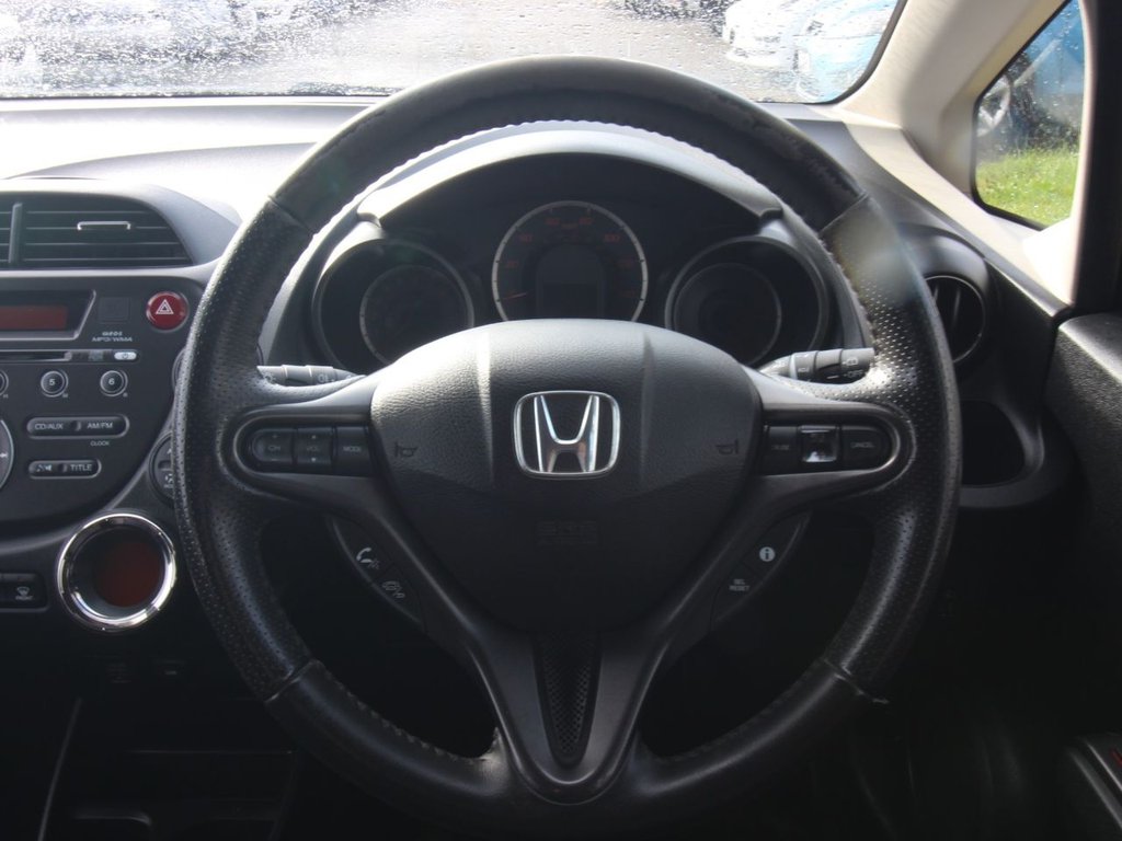 Used Honda Jazz 2011 for sale - 77571822: Photo 14