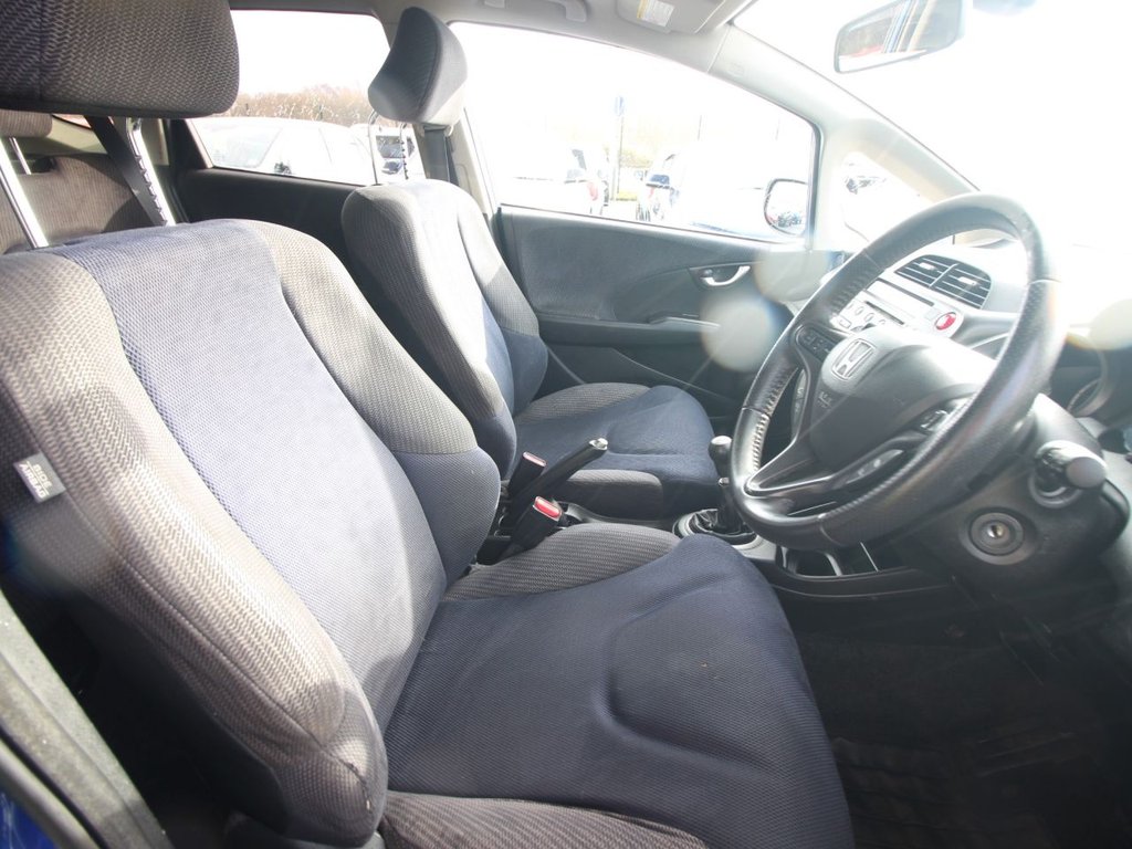 Used Honda Jazz 2011 for sale - 77571822: Photo 9