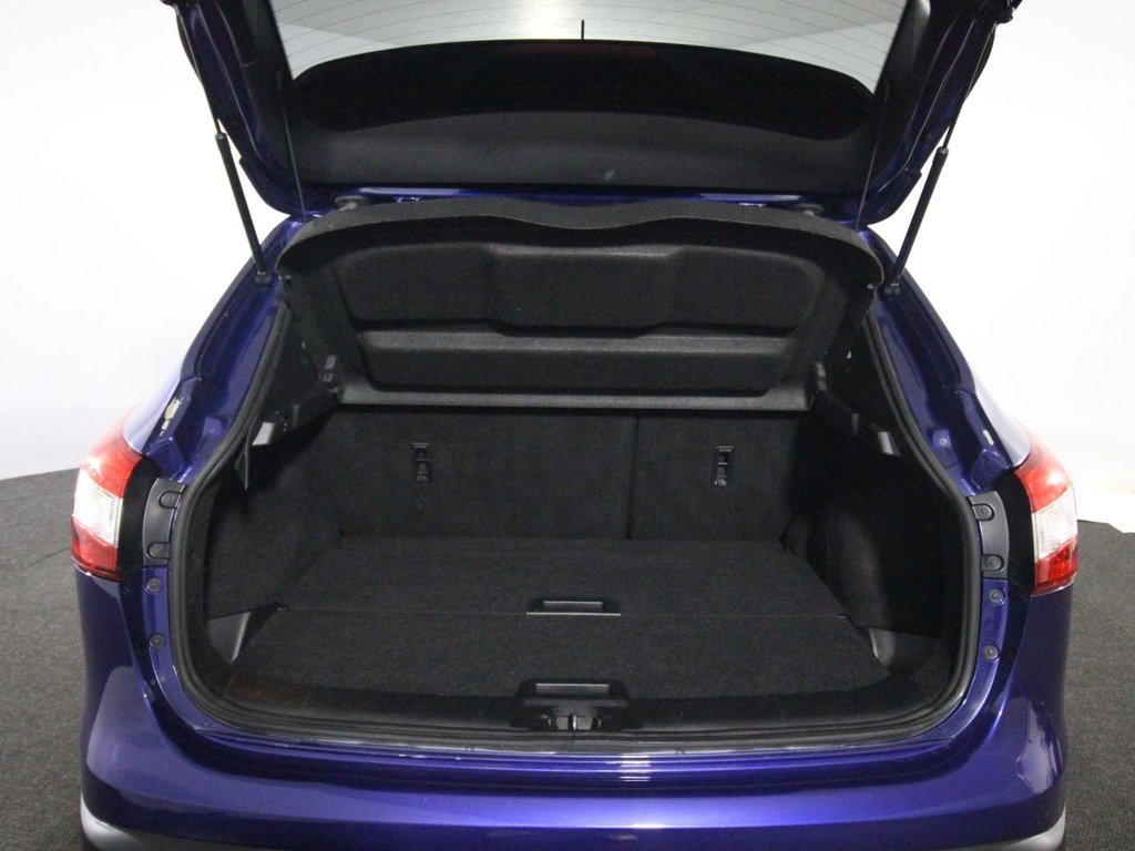 Used Nissan Qashqai 2016 for sale - 75998171: Photo 17