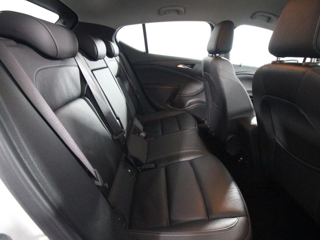 Used Vauxhall Astra 2018 for sale - 76496421: Photo 16
