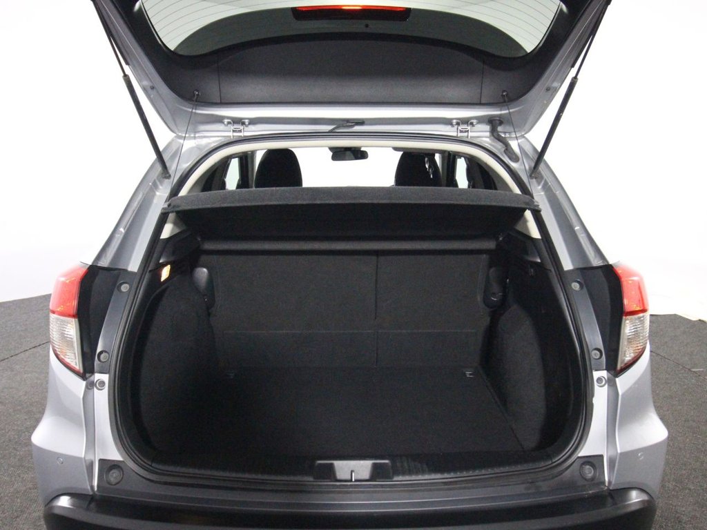 Used Honda HR-V 2020 for sale - 75943004: Photo 17