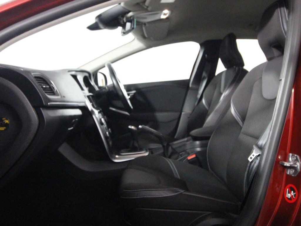 Used Volvo V40 2017 for sale - 76297038: Photo 11