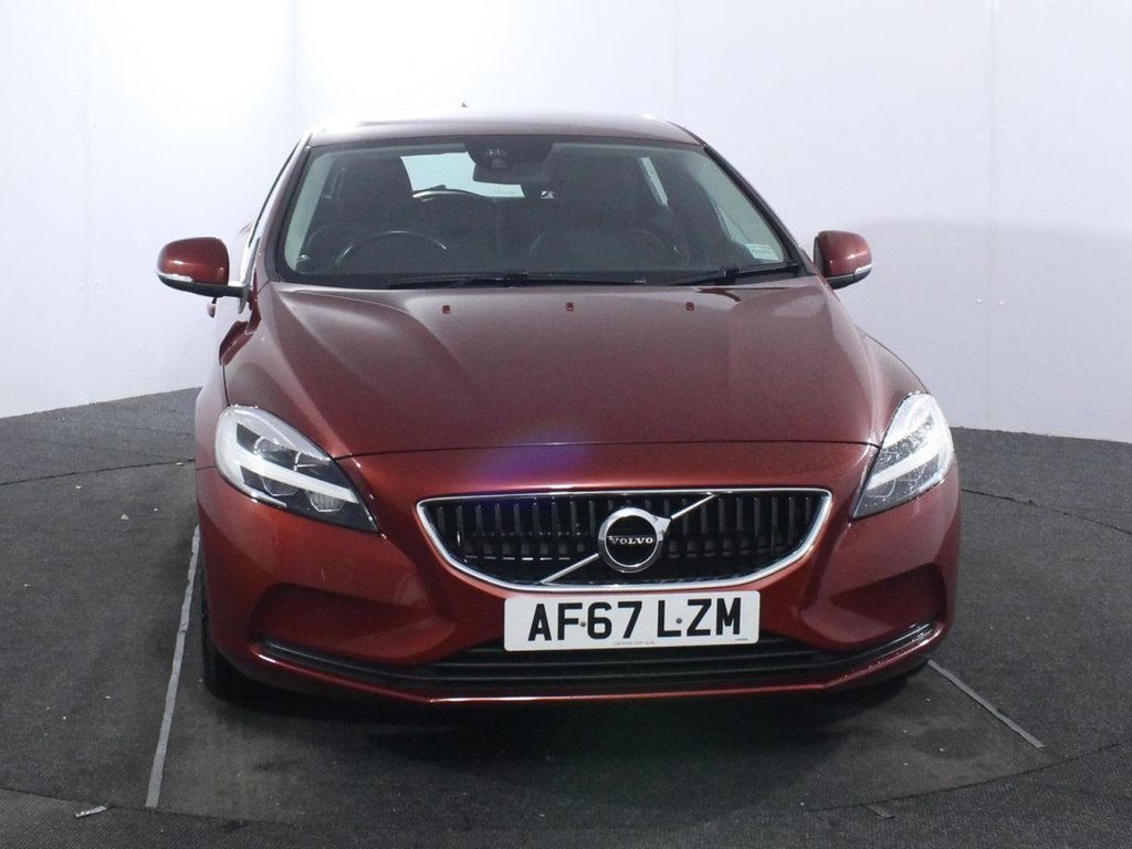 Used Volvo V40 2017 for sale - 76297038: Photo 2