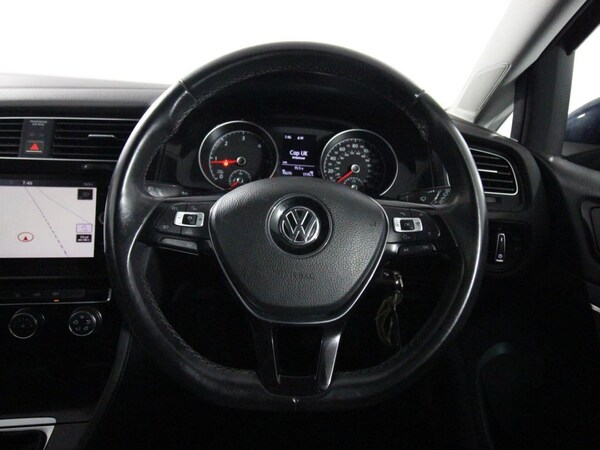 Used Volkswagen Golf 2017 for sale - 75607119: Photo 16