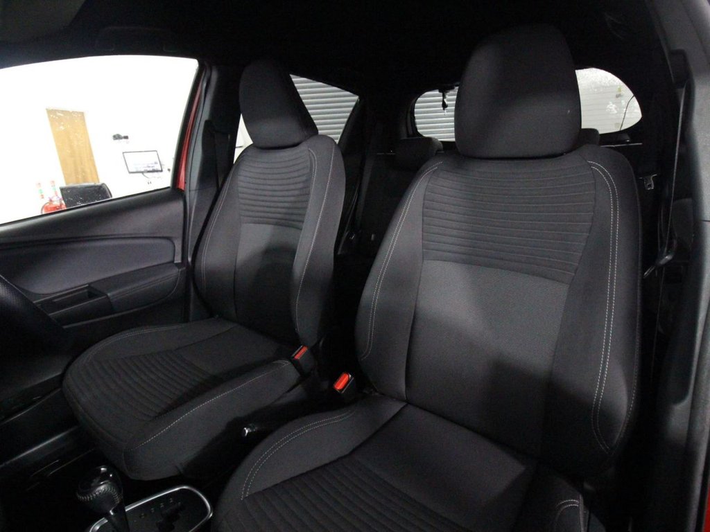 Used Toyota Yaris 2016 for sale - 76147620: Photo 12