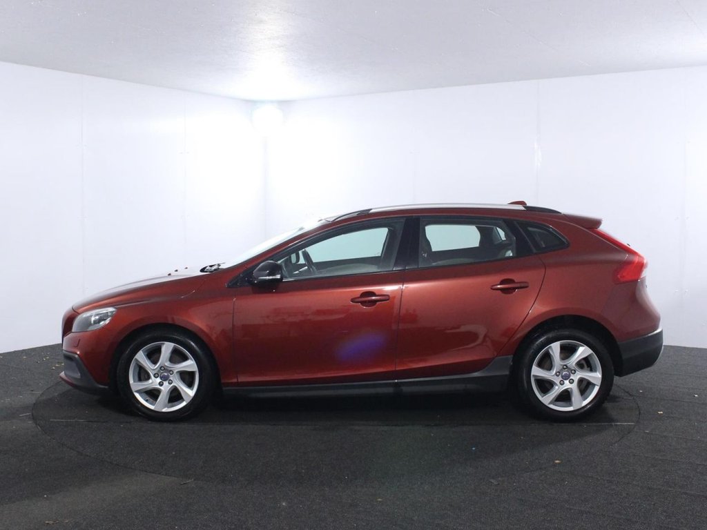 Used Volvo V40 Cross Country 2014 for sale - 76297086: Photo 4