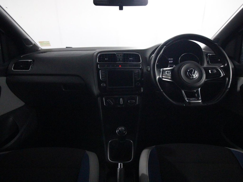 Used Volkswagen Polo 2014 for sale - 76454339: Photo 13