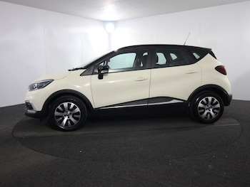 Used Renault Captur 2018 for sale - 75548440: Photo