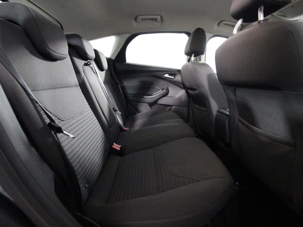 Used Ford Focus 2015 for sale - 76724135: Photo 16