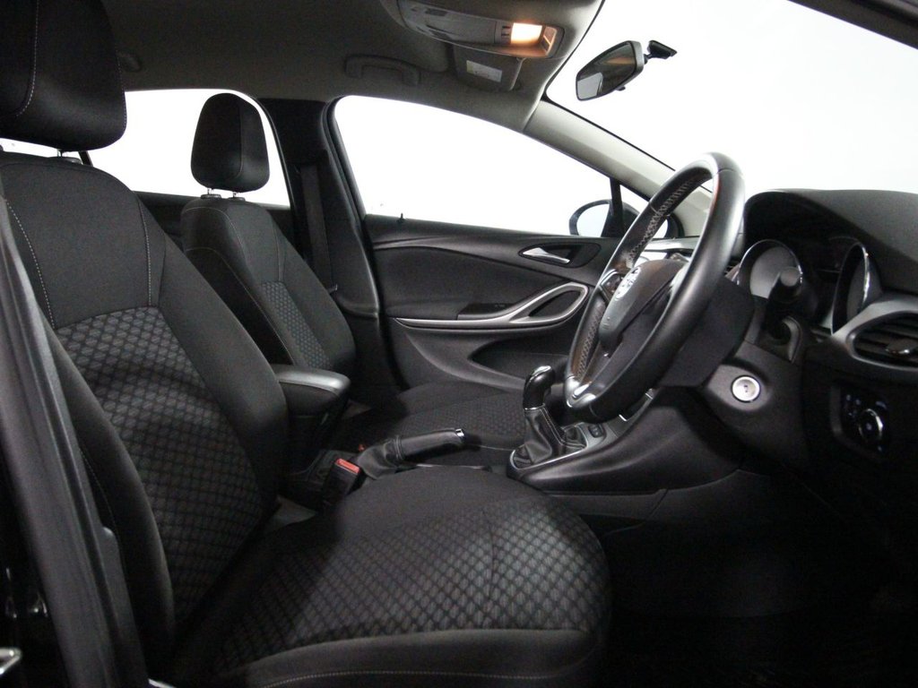 Used Vauxhall Astra 2018 for sale - 76185089: Photo 9