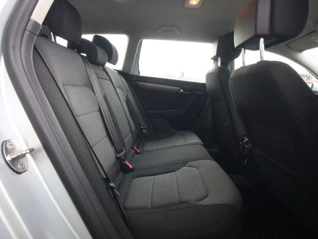 Used Volkswagen Passat 2013 for sale - 76509433: Photo 16