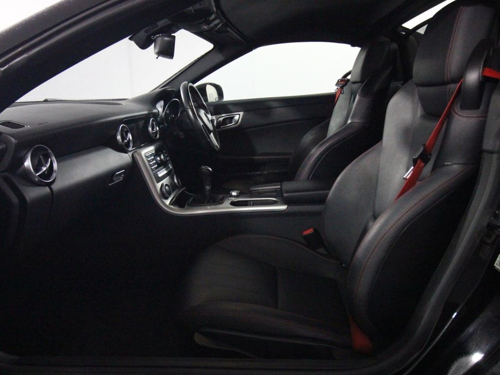 Used Mercedes-Benz SLK 2012 for sale - 76670648: Photo 11