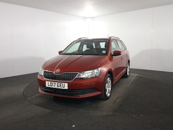 Used Skoda Fabia 2017 for sale - 76039479: Photo 3