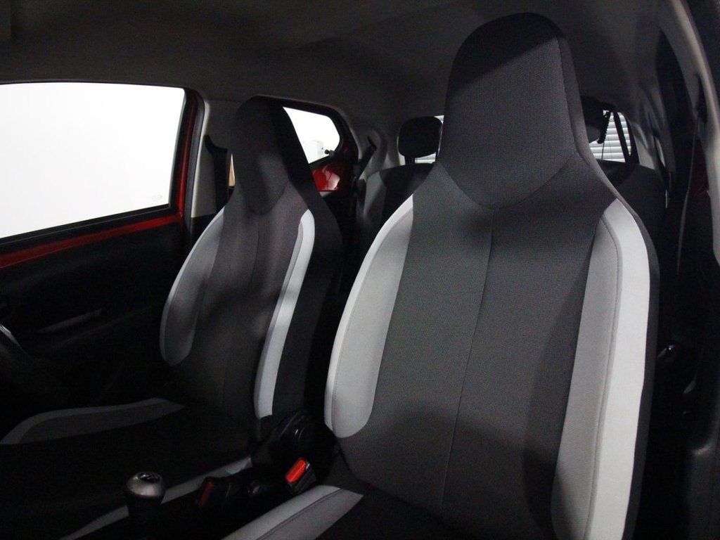 Used Toyota AYGO 2015 for sale - 76698080: Photo 12