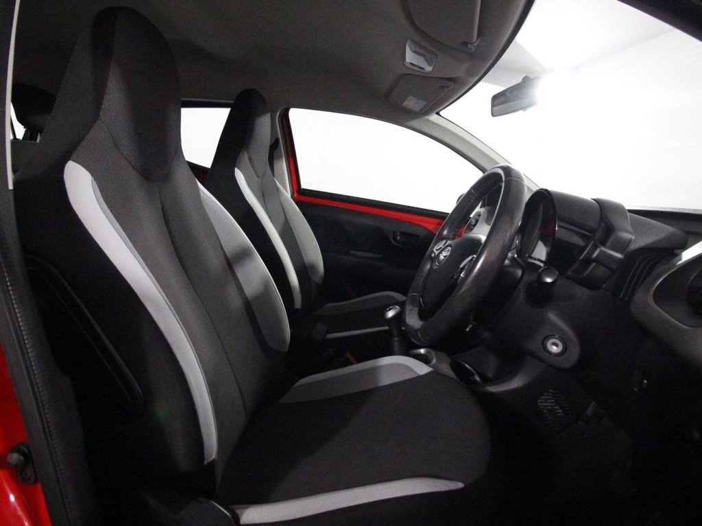 Used Toyota AYGO 2015 for sale - 76698080: Photo 9