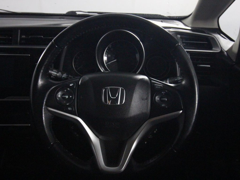 Used Honda Jazz 2018 for sale - 76977412: Photo 14