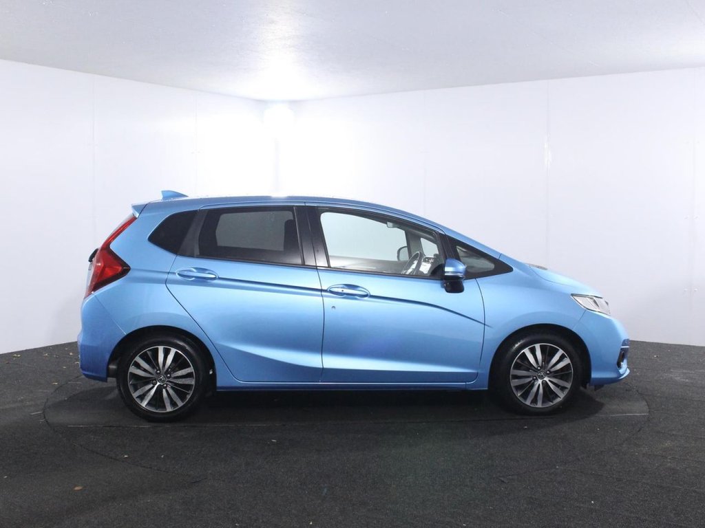 Used Honda Jazz 2018 for sale - 76977412: Photo 8