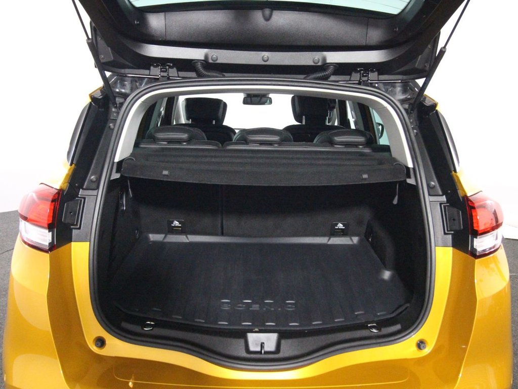 Used Renault Scenic 2017 for sale - 75709626: Photo 17