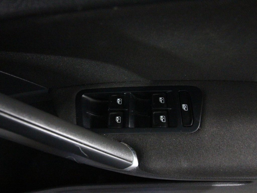 Used Volkswagen Golf 2018 for sale - 75877326: Photo 17