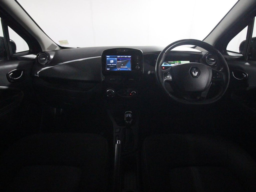 Used Renault Zoe 2018 for sale - 77879337: Photo 13