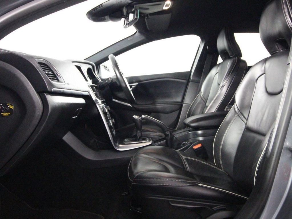 Used Volvo V40 2018 for sale - 76297074: Photo 11