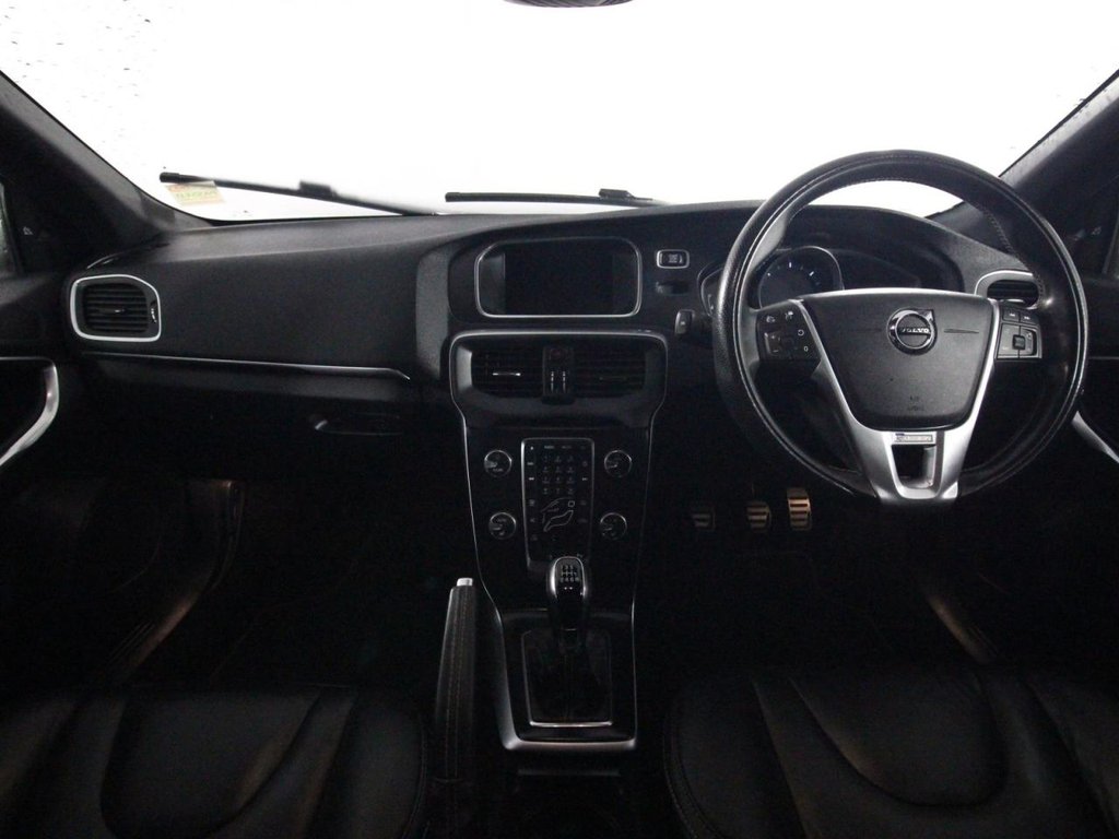 Used Volvo V40 2018 for sale - 76297074: Photo 13