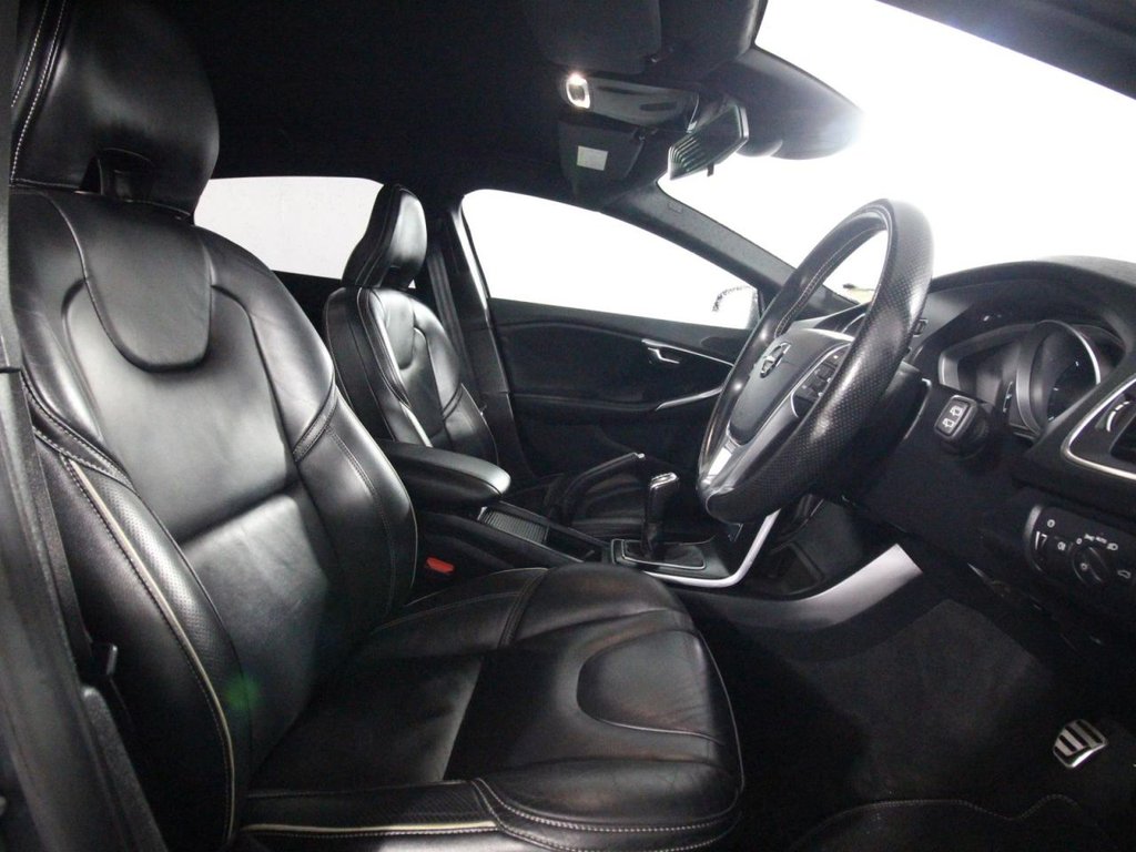 Used Volvo V40 2018 for sale - 76297074: Photo 9