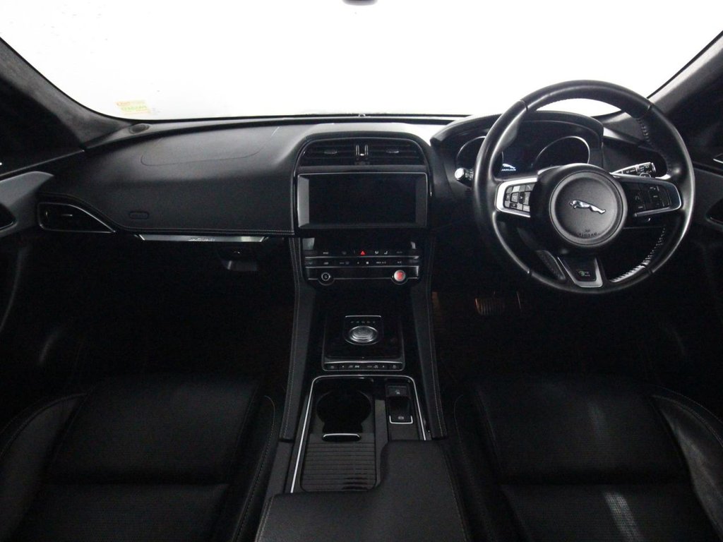 Used Jaguar F-Pace 2019 for sale - 76496181: Photo 13