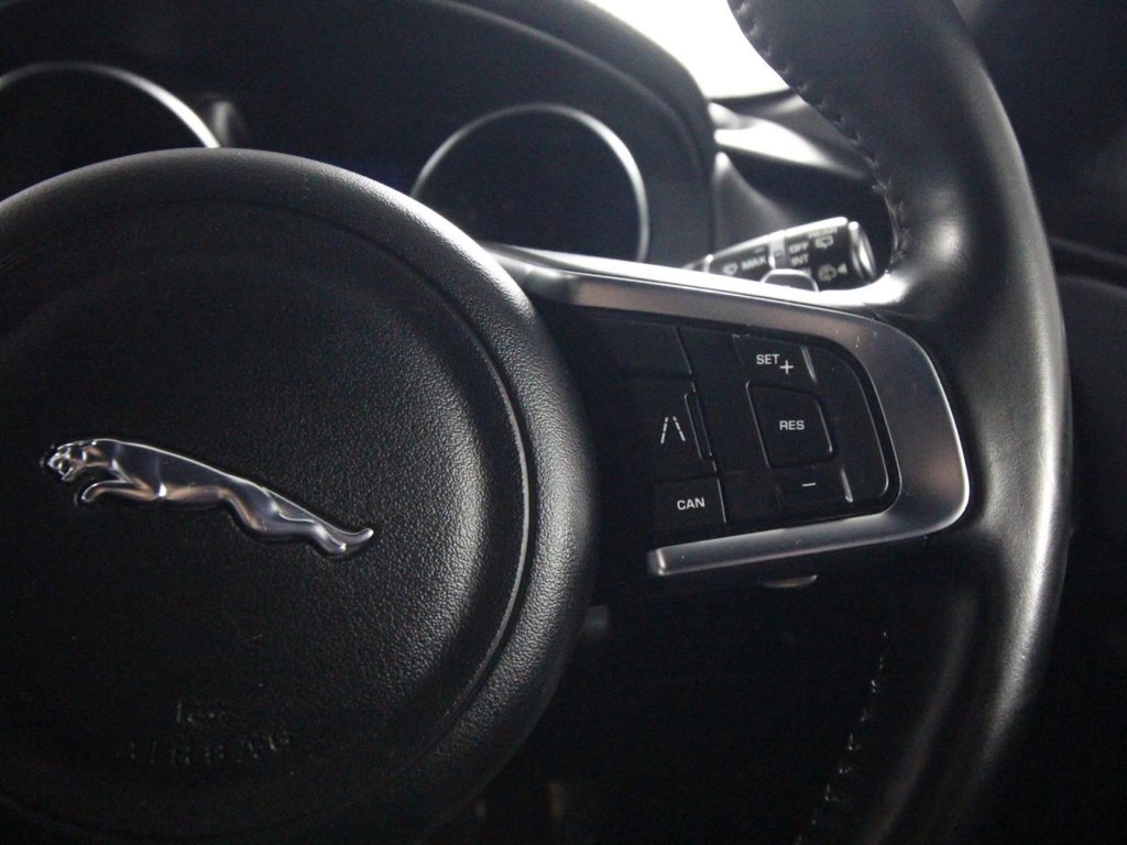 Used Jaguar F-Pace 2019 for sale - 76496181: Photo 15