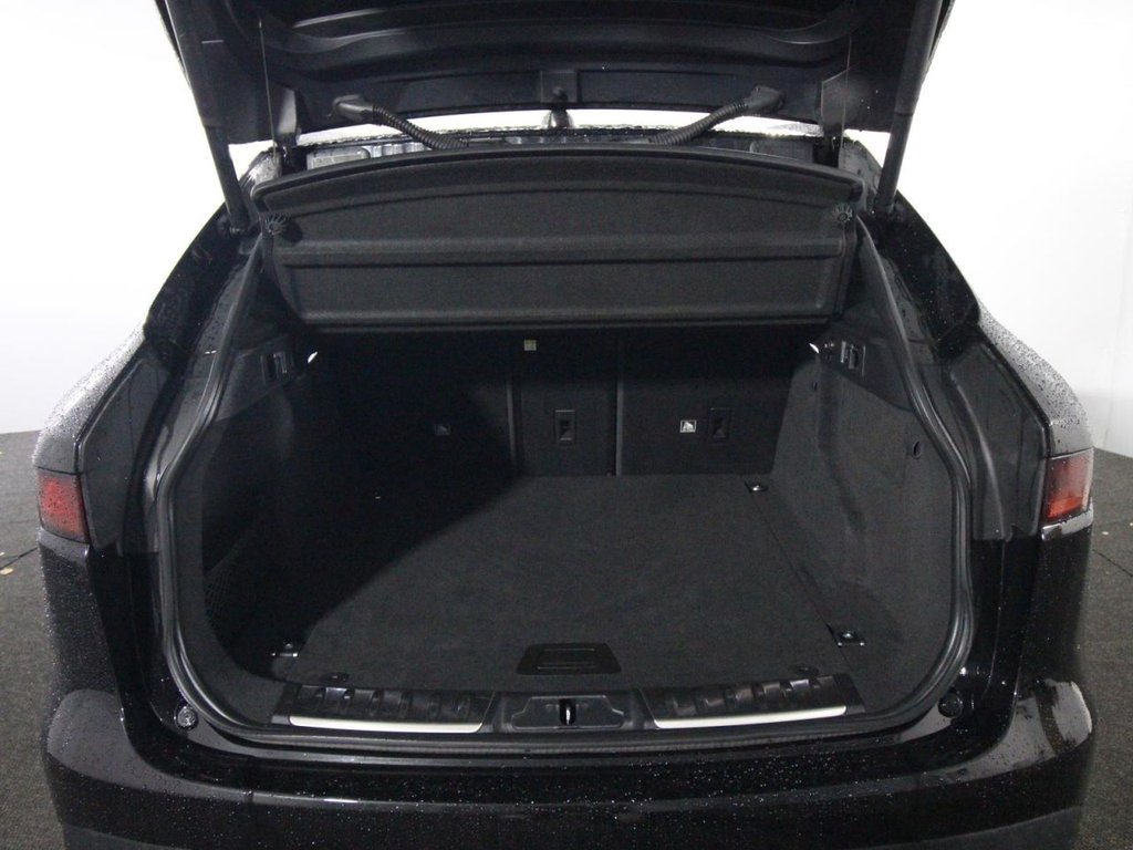 Used Jaguar F-Pace 2019 for sale - 76496181: Photo 18